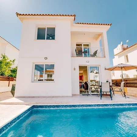 Karisa Villa